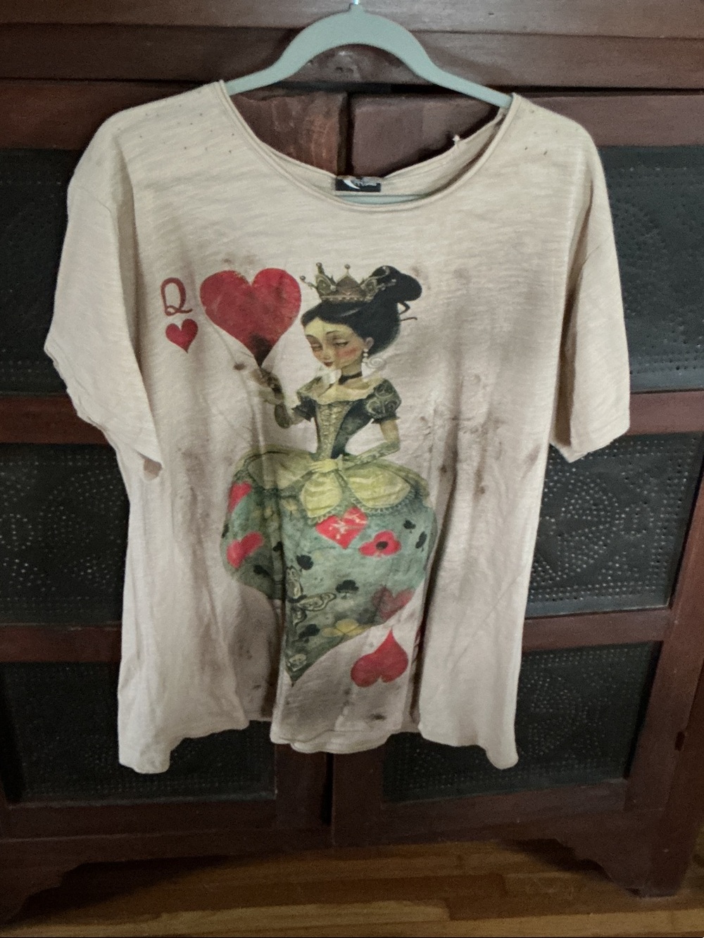 Jaded Gypsy Queen of Hearts Graphic Tee - Cream with Red & Green Print - NWT